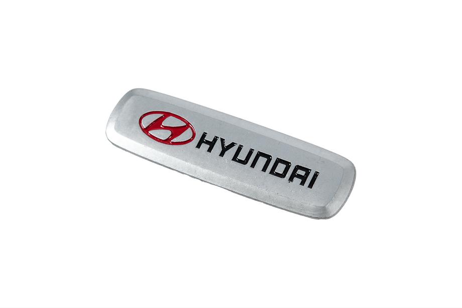 Hyundai Aluminum Badge for Car Mats (1 pc) Photo 2