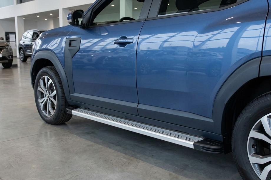 Renault Duster 2024- Side Steps Maya V2 (2 pcs, Aluminum) Image