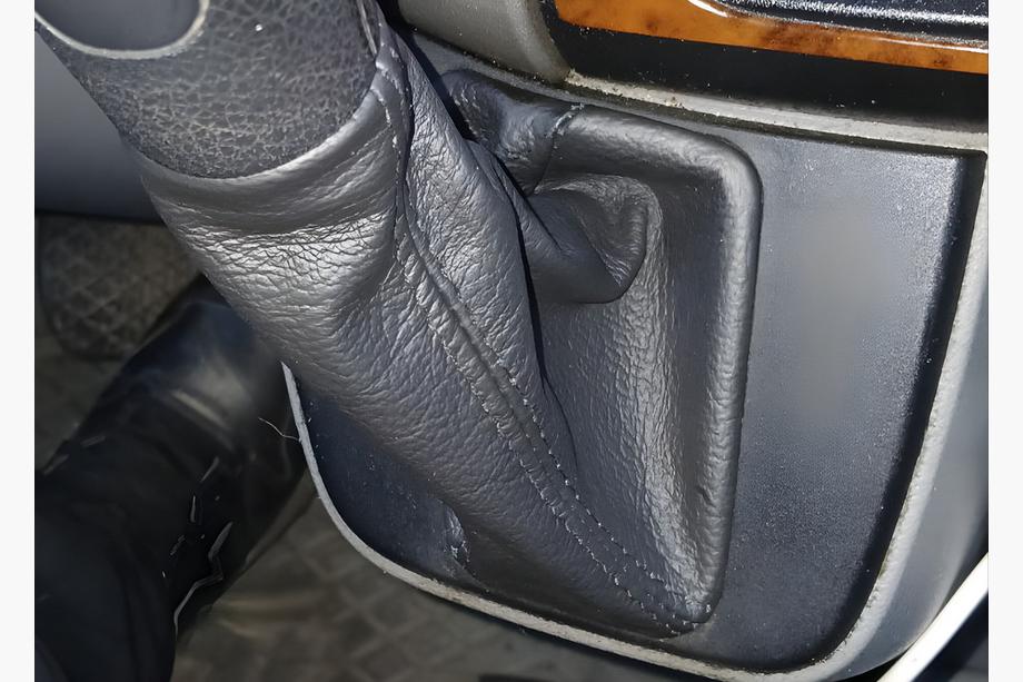 Mercedes Sprinter W906 2006–2018 Gear Shift Boot Leather Photo 5