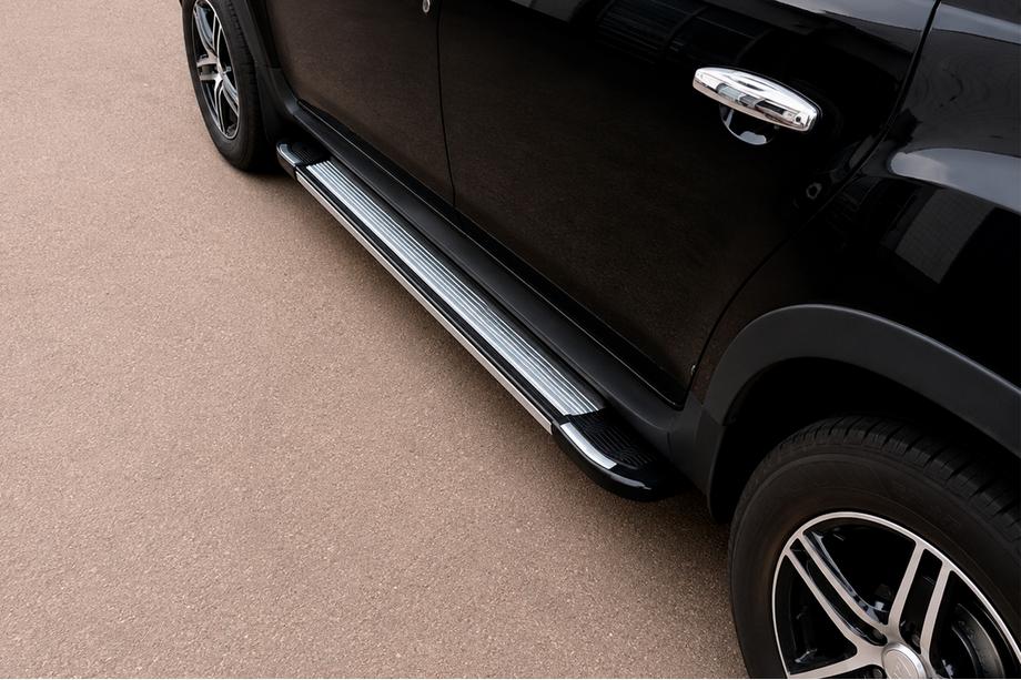 Dacia Duster 2008-2018 Side Steps Rainbow (2 pcs, Aluminum) Image