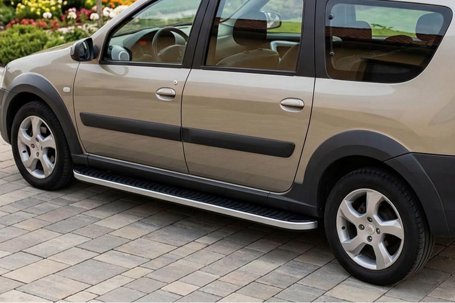 Dacia Logan MCV 2004-2014 Side Steps Tayga (2 pcs, Aluminum) Image