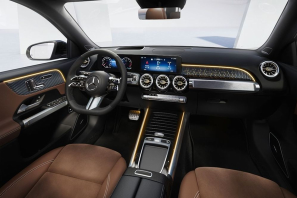 Mercedes-Benz GLB-Class Review: Facelift of the Compact Premium SUV Photo 6