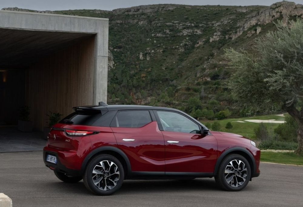 DS 3 E-Tense review: Technical specifications, equipment, photos