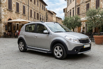 Renault Sandero 2007-2013 Side Steps Duru (2 pcs, Aluminum) photo 1