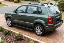 Hyundai Tucson JM 2004- Side Steps Bosphorus Black (2 pcs, Aluminum) photo 1
