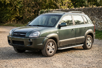 Hyundai Tucson JM 2004- Side Steps Tayga Grey (2 pcs, Aluminum) photo 1