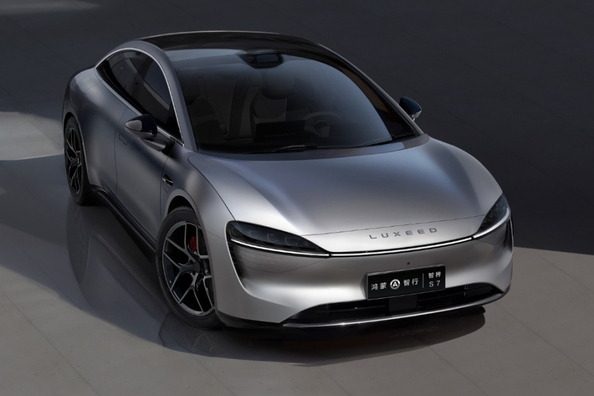 Luxeed S7 Review: Premium Electric Sedan