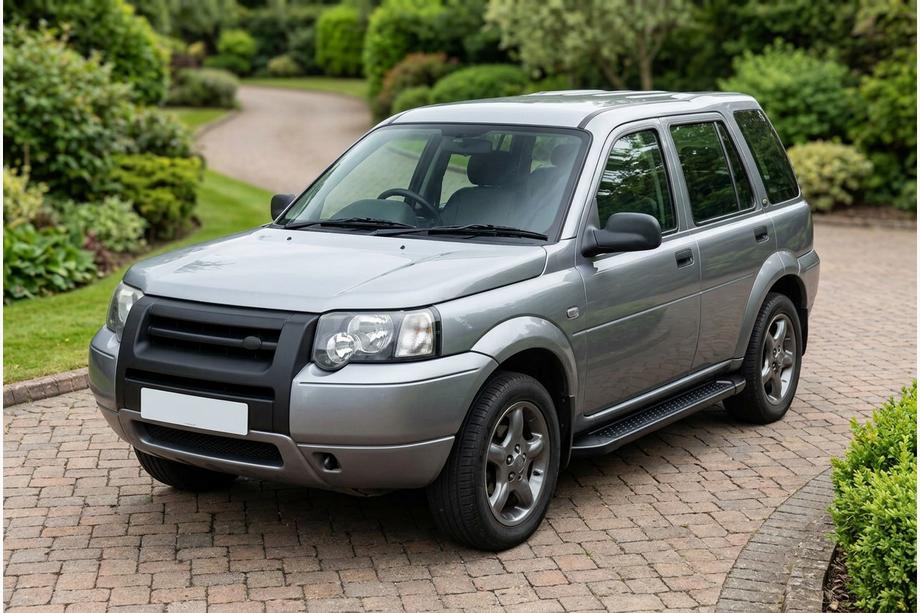 Land Rover Freelander I 1997-2006 Side Steps Allmond Black (2 pcs, Aluminum) Image