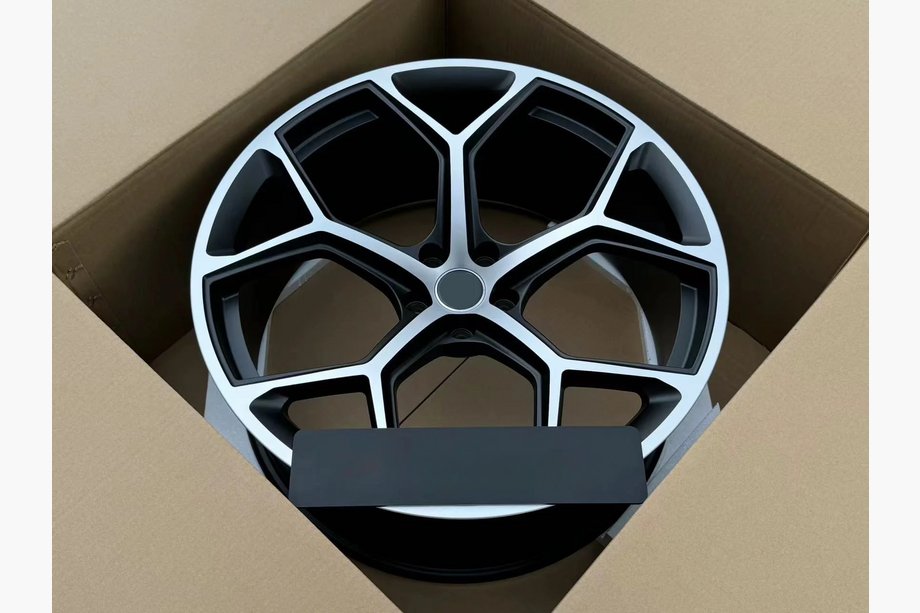 Audi Q7 2015–2026 Forged OEM Wheels R22 V1 (Set of 4) Photo 2