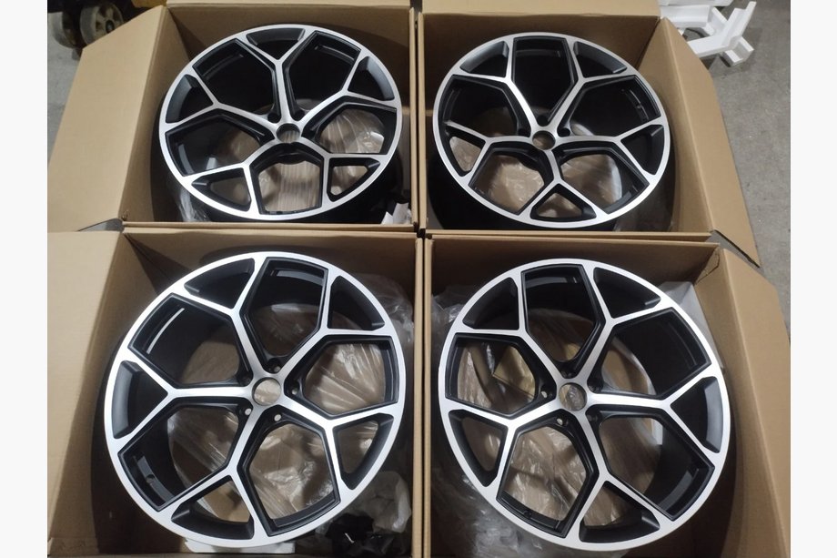 Audi Q7 2015–2026 Forged OEM Wheels R22 V1 (Set of 4) Photo 5