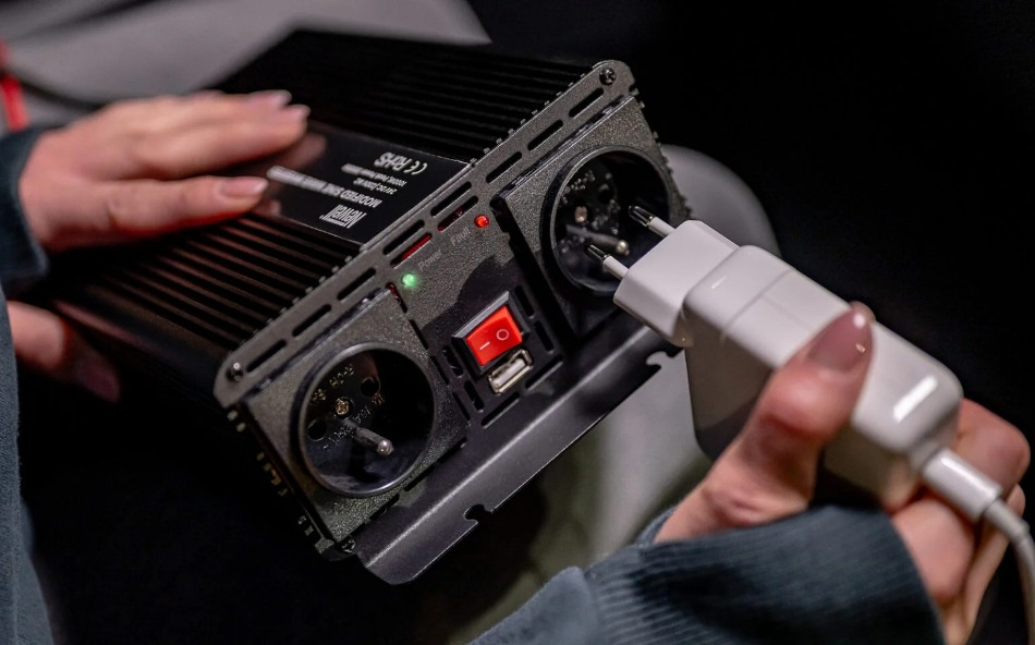 How to Choose the Right Car Inverter: Tips for Drivers