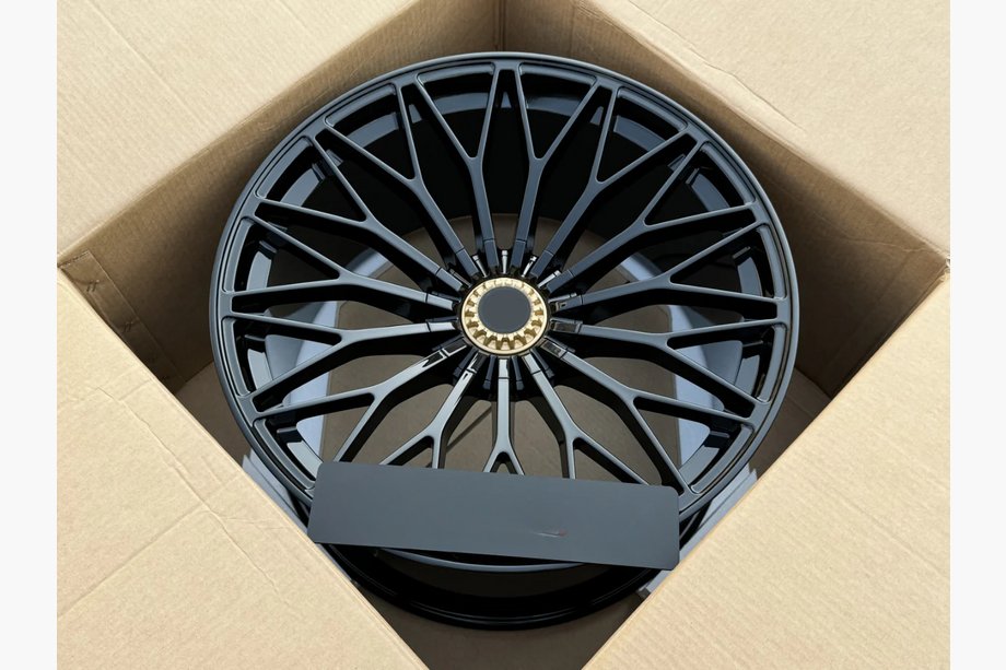 Lamborghini Urus 2018- Forged Wheels OEM R23 V3 (Set of 4) Photo 3