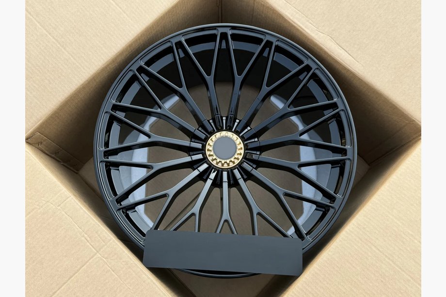 Lamborghini Urus 2018- Forged Wheels OEM R23 V3 (Set of 4) Photo 2