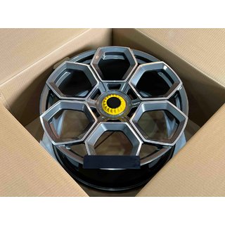 Forged OEM Wheels R20 V1 (Set of 4) Lamborghini Huracan 2014- photo 1