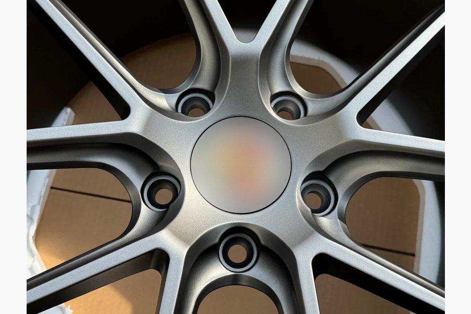 Porsche Cayenne 2018- Forged OEM R20 V2 Wheels (Set of 4) Photo 8