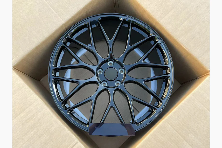 Ferrari Roma Forged OEM Wheels R21 (Set of 4) Photo 2