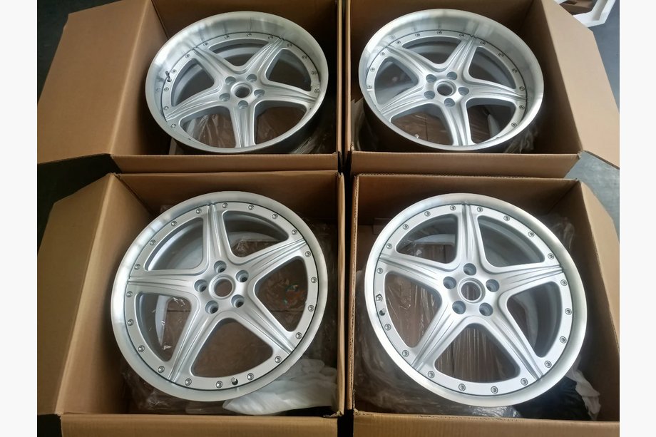 Ferrari 575M Maranello Forged OEM Wheels R19 V1 (Set of 4) Photo 7