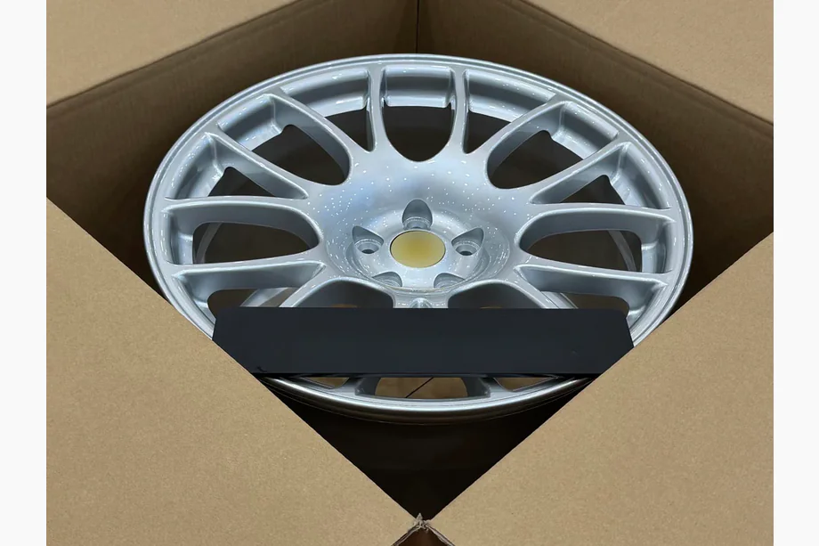 Lexus LFA 2010–2013 Forged OEM Wheels R20 V7 (Set of 4) Photo 4