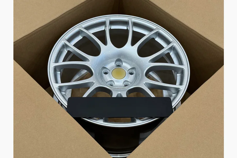 Lexus LFA 2010–2013 Forged OEM Wheels R20 V7 (Set of 4) Photo 3