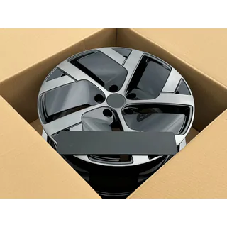 Forged OEM Wheels R19 V2 (Set of 4) photo 3