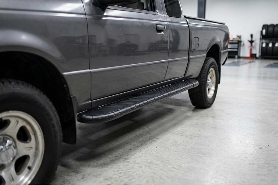 Mazda BT-50 2007-2012 Side Steps Bosphorus Black (2 pcs, Aluminum) Image