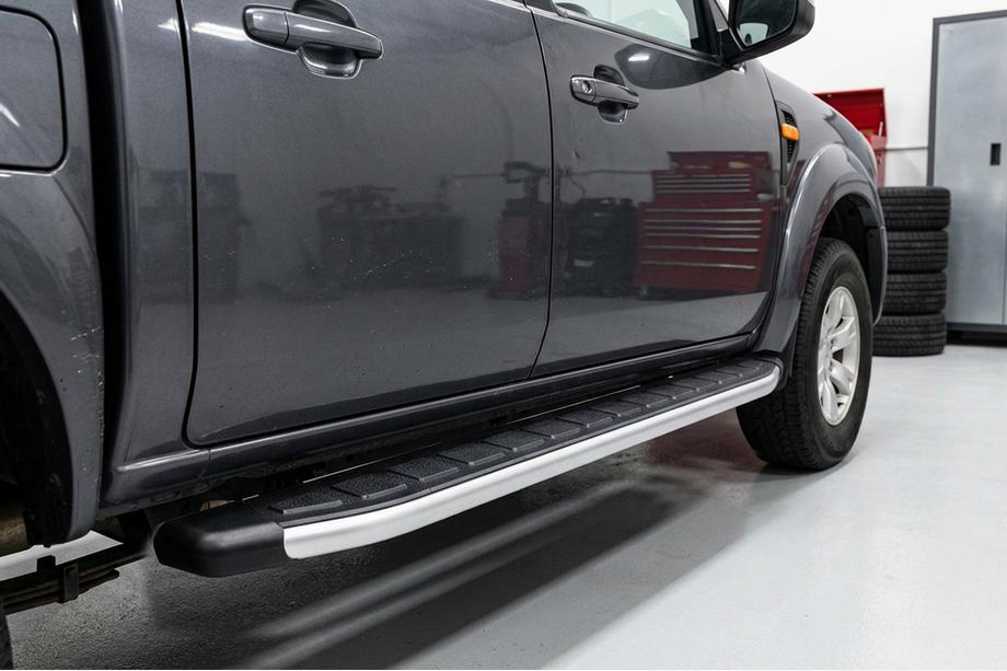 Mazda BT-50 2007-2012 Side Steps Fullmond (2 pcs, aluminum) Image