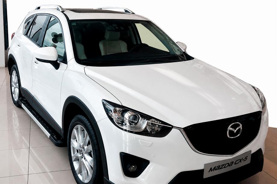 Mazda CX-5 2012-2017 Side Steps RedLine V1 (2 pcs, Aluminum) Image