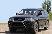 Mitsubishi Pajero Sport 1996-2007 Bull Bar WT003 Black Stainless Steel photo 3