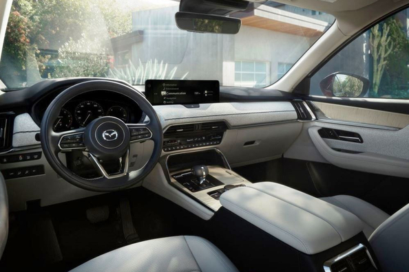 Mazda CX-90 Review: Flagship Three-Row SUV Photo 5