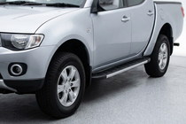 Mitsubishi L200 2006-2015 Side Steps Duru (2 pcs, Aluminum) photo 1