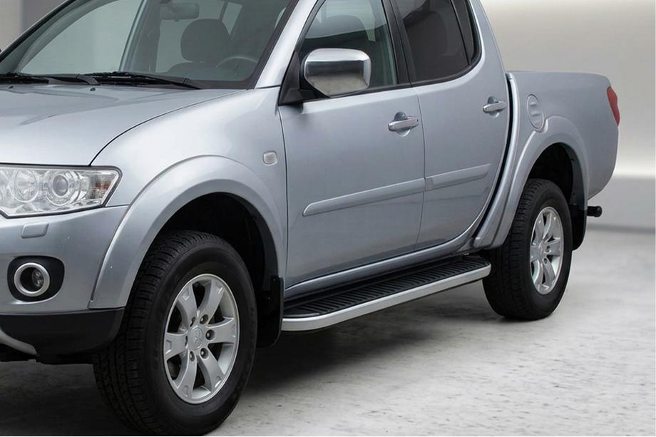 Mitsubishi L200 2006-2015 Side Steps Tayga Grey (2 pcs, Aluminum) Photo 1