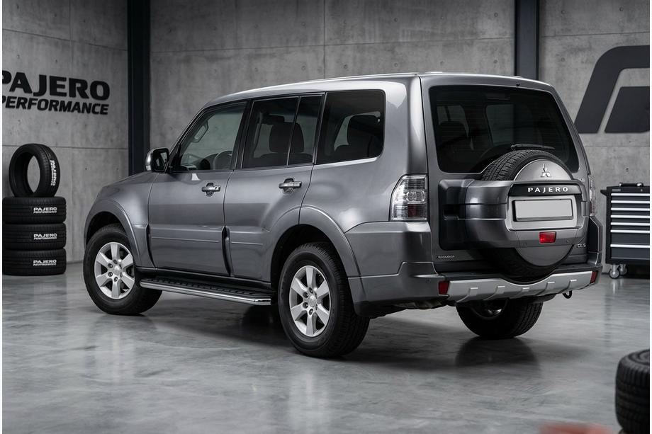 Mitsubishi Pajero Wagon IV 2006-2021 Side Steps Maydos V1 (2 pcs, Aluminum & Stainless Steel) Photo 1
