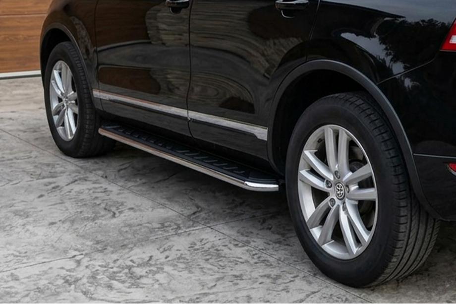 Porsche Cayenne 2003–2010 Side Steps Maydos V1 (2 pcs, Aluminum & Stainless Steel) Image