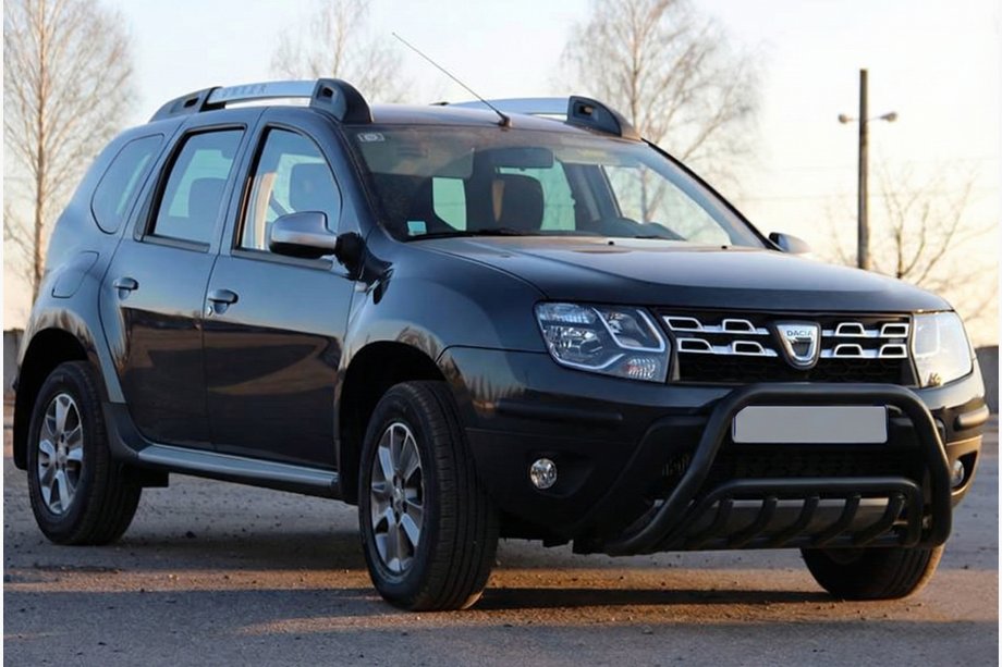 Dacia Duster 2008-2018 Bull Bar WT002 Black (Stainless Steel) Image