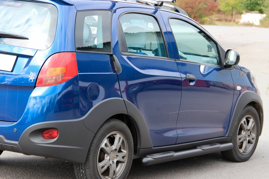 Chery Beat 2009-2015 Side Bars Black (2 pcs, Stainless Steel) Image