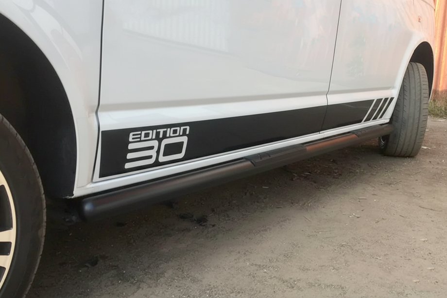Volkswagen T5 Multivan 2003–2010 Side Bars Black (2 pcs, stainless steel) Photo 6