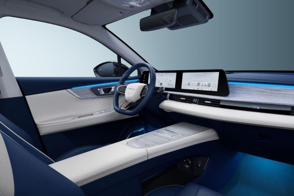 Chery FX EV Review: Compact Electric Crossover Coupe Photo 5