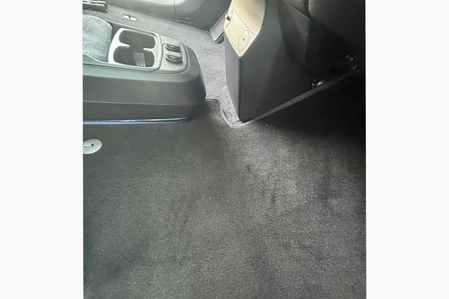 Kia EV6 2021- Textile Floor Mats Premium (Black) Photo 3