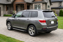 Toyota Highlander 2008-2013 Side Steps RedLine V1 (2 pcs, Aluminum) photo 1