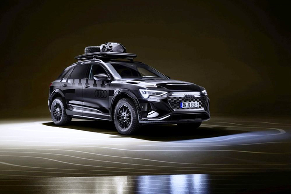 Review of the Audi Q8 e-tron edition Dakar