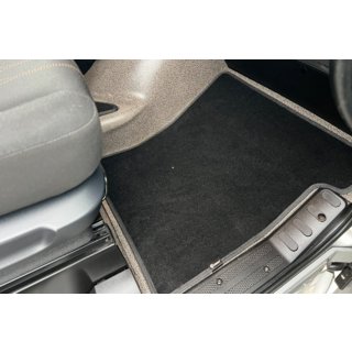 Deluxe Textile Floor Mats (Black) photo 2