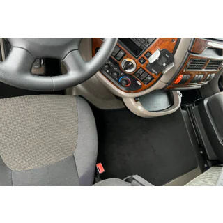 Deluxe Textile Floor Mats (Black) photo 4