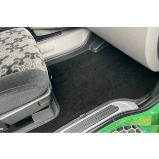 Deluxe Textile Floor Mats (Black) photo 3