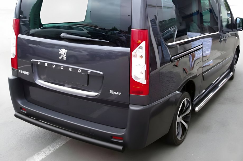 Citroen Jumpy 2007–2017 Rear Bar Black (Stainless Steel) Image
