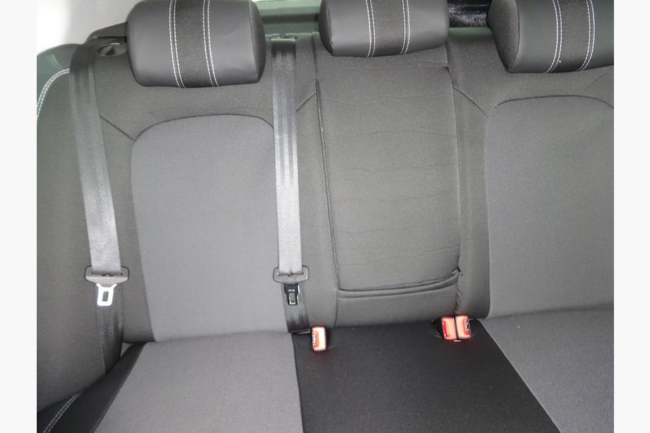 Skoda Superb 2001-2009 Car Seat Covers (Leatherette↗Fabric, Premium) Photo 8