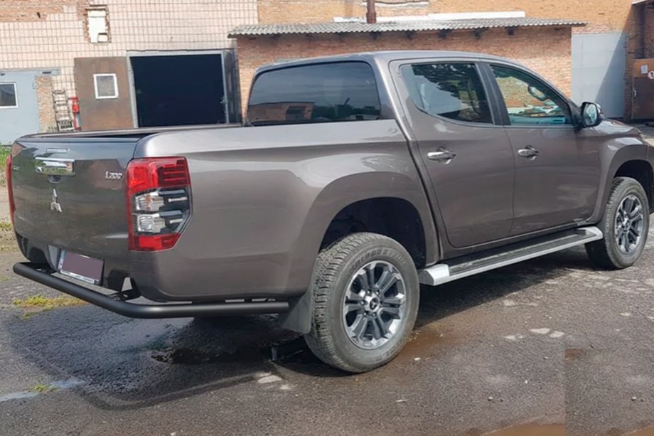 Fiat Fullback 2016- Rear Guard AK005 Black (Stainless Steel) Photo 4