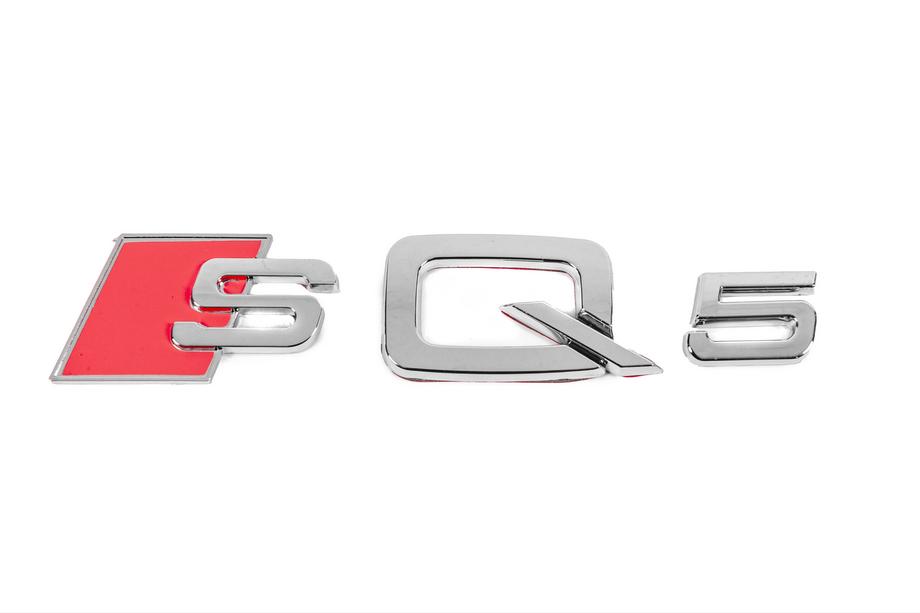Audi SQ5 lettering badge Image