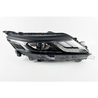 Front headlight (2019-2024, right) Mitsubishi L200 2015-2024 photo 1