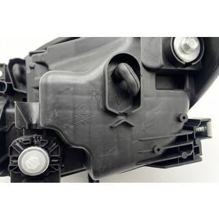 Front headlight (2019-2024, right) Mitsubishi L200 2015-2024 photo 4