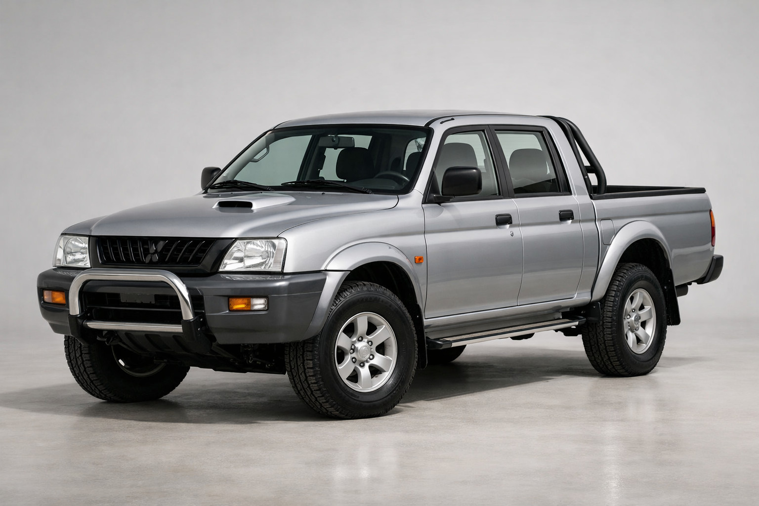 Mitsubishi L200 1996–2006 review: an old-school pickup, no gloss